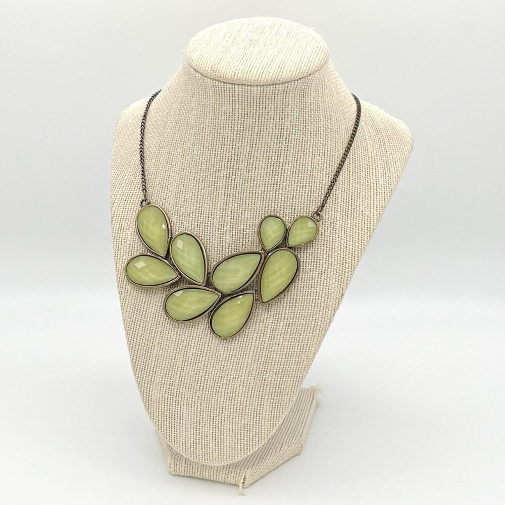 Y2K Green Teardrop Bib Statement Necklace Costume Jewelry Brass Tone Chain Party